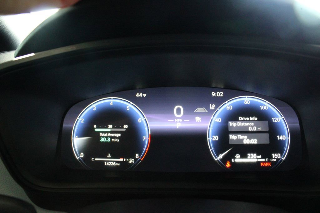 Certified 2026 Toyota Corolla SE w/ SE Package FWD image 31