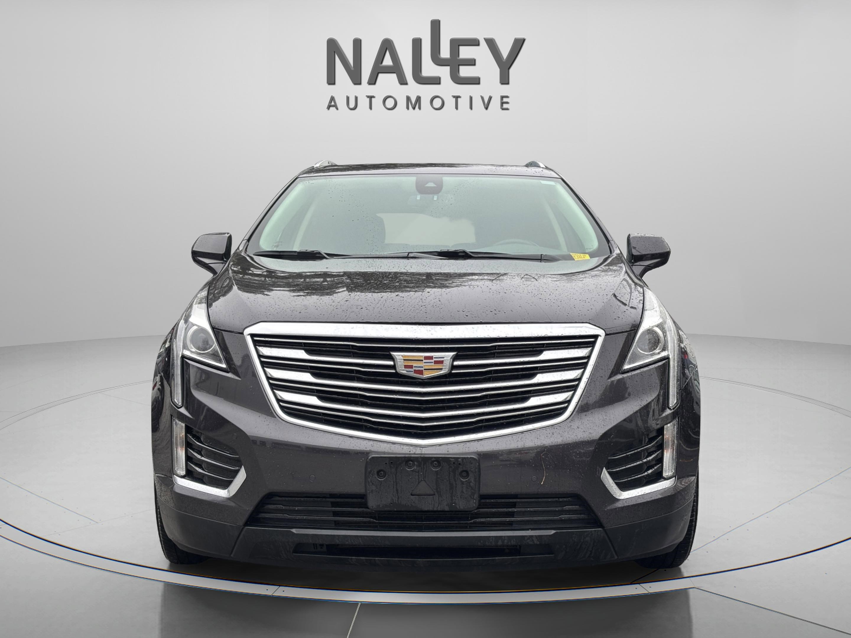 Used 2018 Cadillac XT5 Luxury w/ Driver Awareness Package image 6