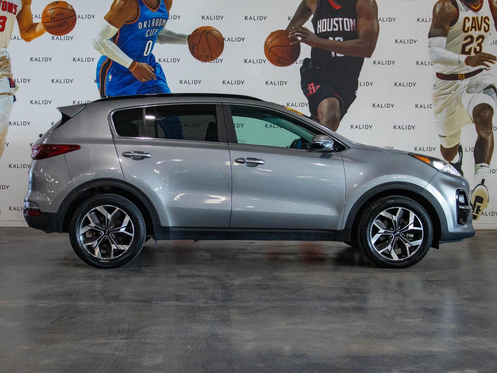 Used 2022 Kia Sportage EX w/ EX Technology Package image 19