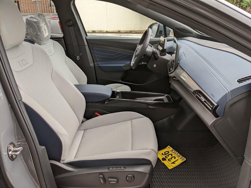 New 2025 Volkswagen ID.4 Pro S image 22