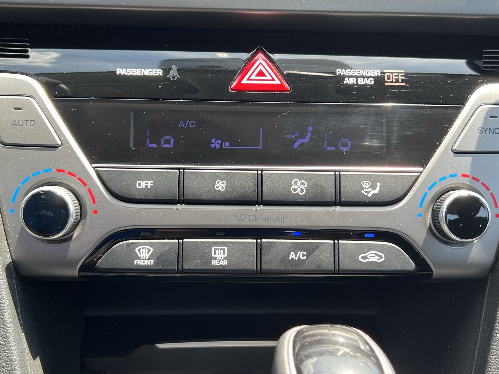 Used 2017 Hyundai Elantra Value Edition w/ Cargo Package FWD image 32