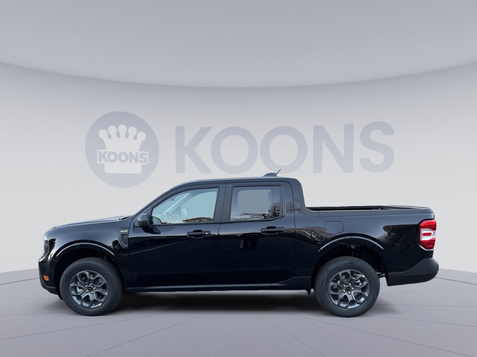 New 2026 Ford Maverick XLT image 2