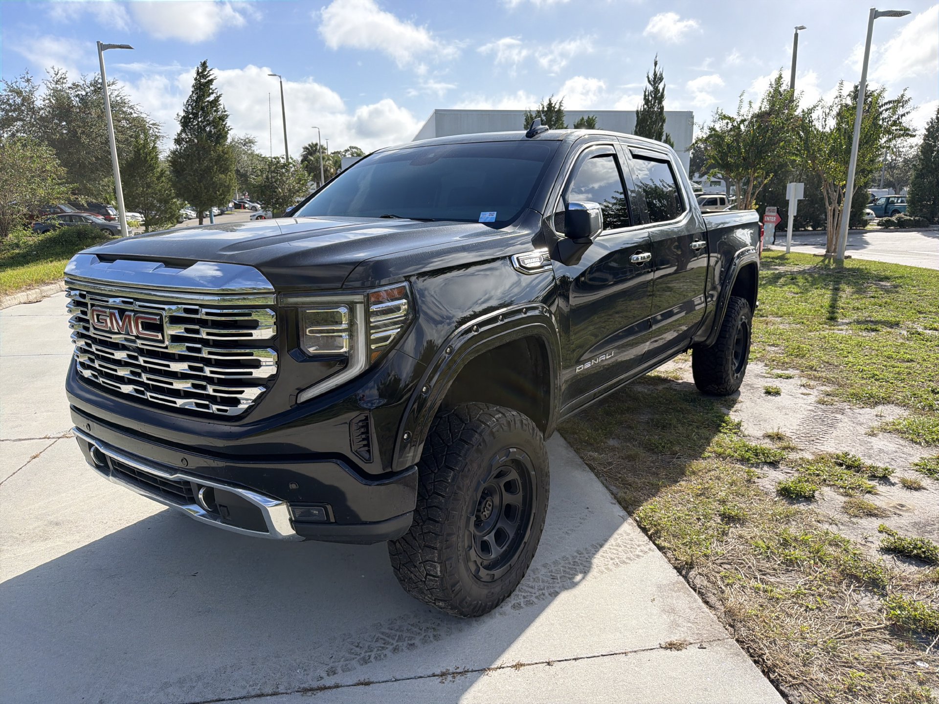 Used 2022 GMC Sierra 1500 Denali AWD/4WD image 8