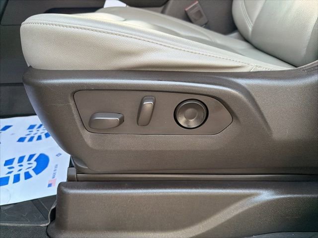 Used 2021 Chevrolet Tahoe Z71 w/ Z71 Off-Road Package image 26