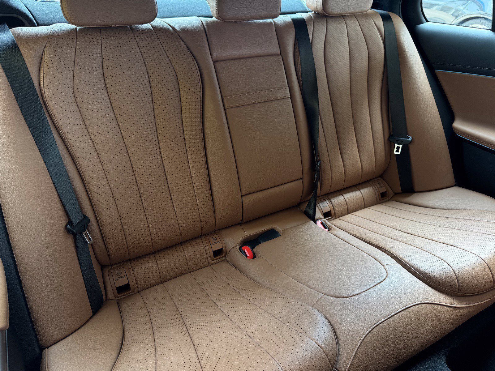 Used 2026 Mercedes-Benz E 350 Sedan image 17