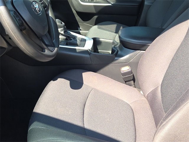 Used 2024 Toyota RAV4 LE image 18