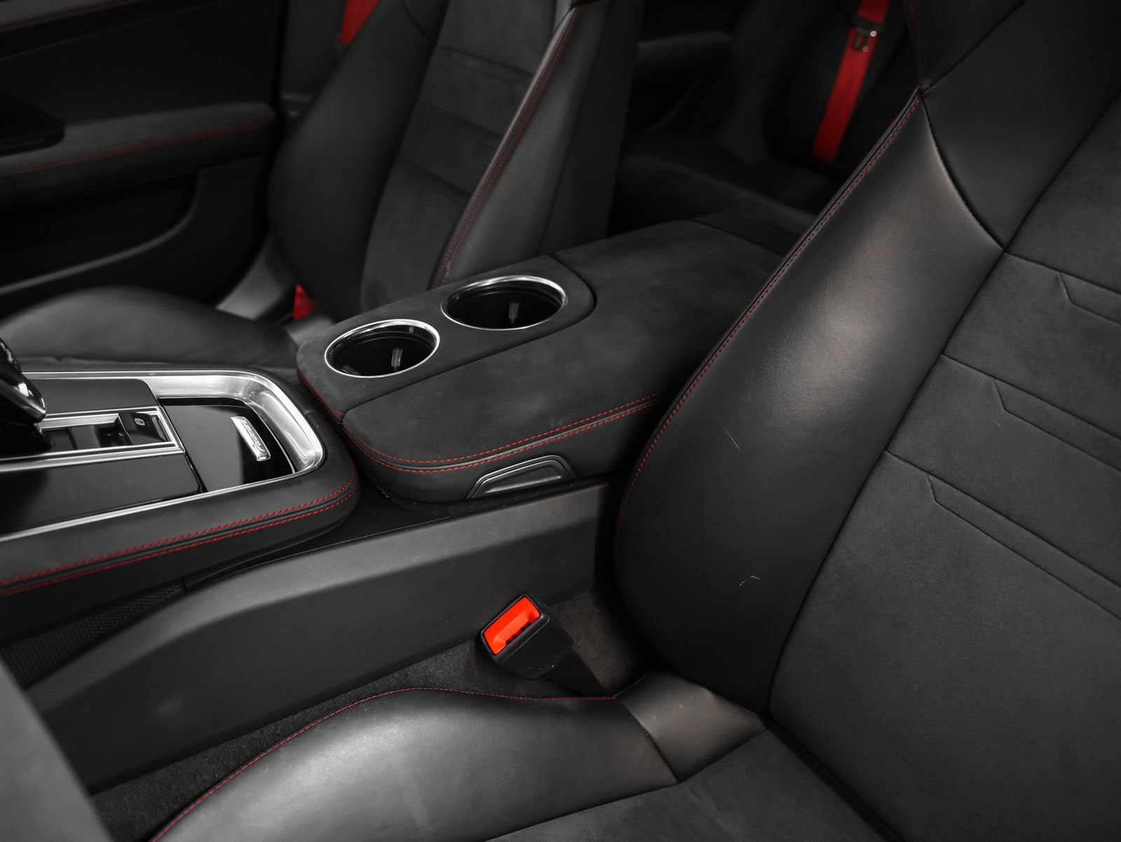 Certified 2023 Porsche Panamera GTS w/ Premium Package AWD/4WD image 39