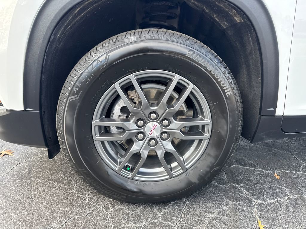 Certified 2025 GMC Acadia Elevation image 9