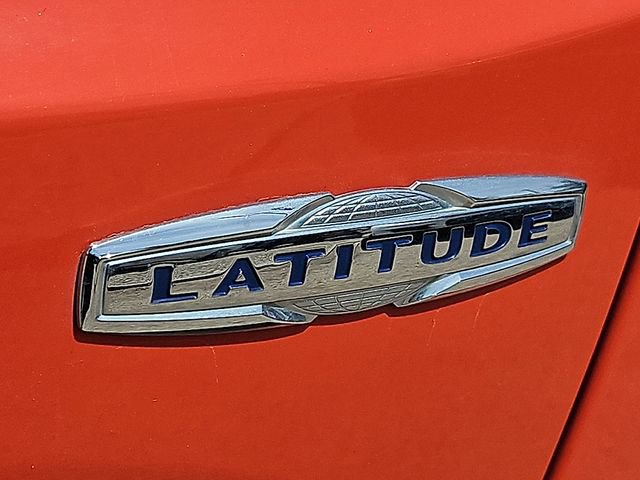 Used 2018 Jeep Renegade Latitude w/ Popular Equipment Group FWD image 10