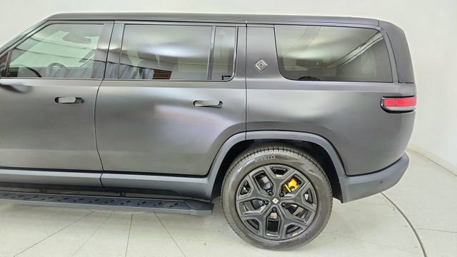 Used 2024 Rivian R1S Adventure image 10