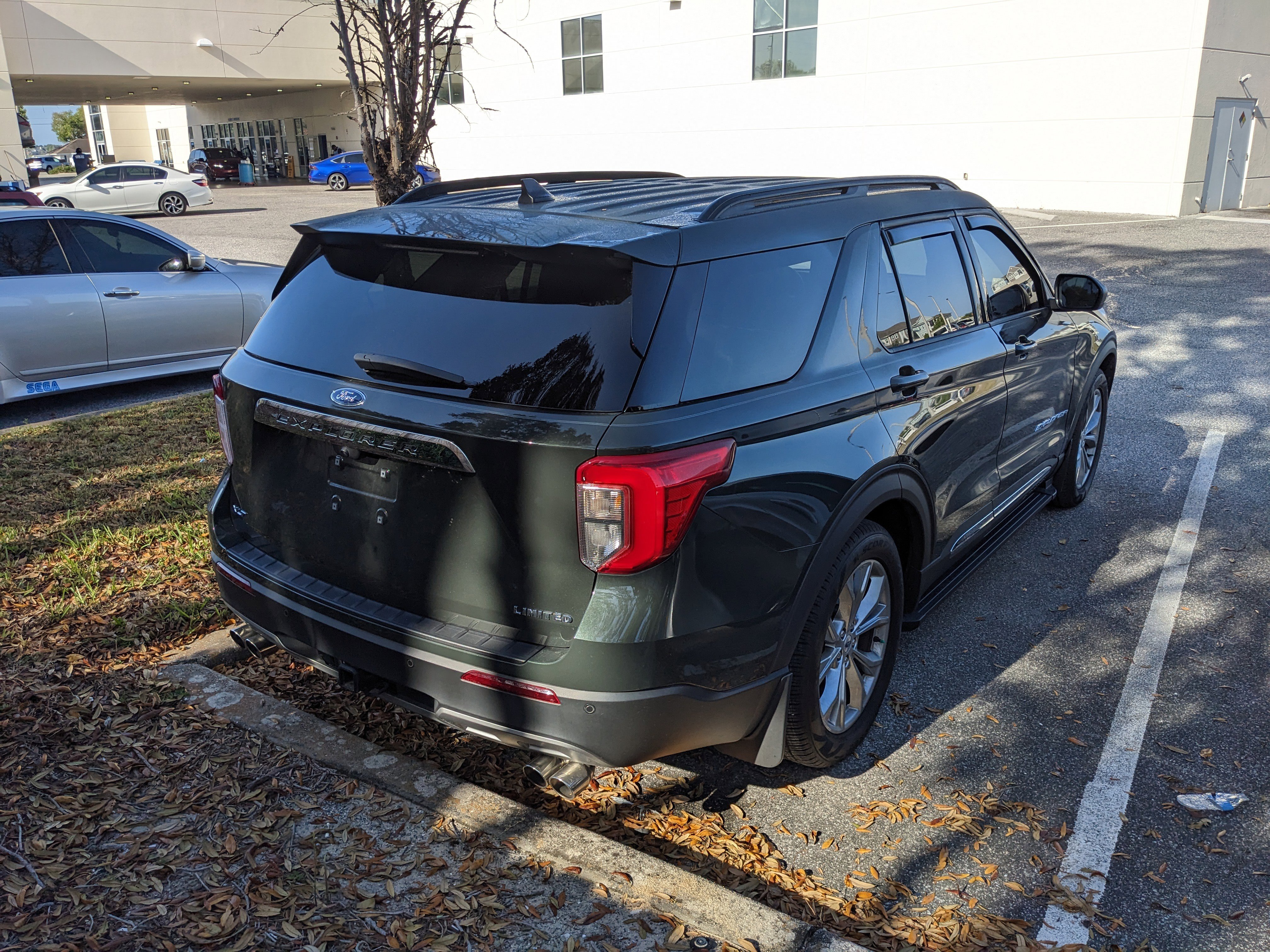Used 2023 Ford Explorer XLT w/ Equipment Group 202A image 19