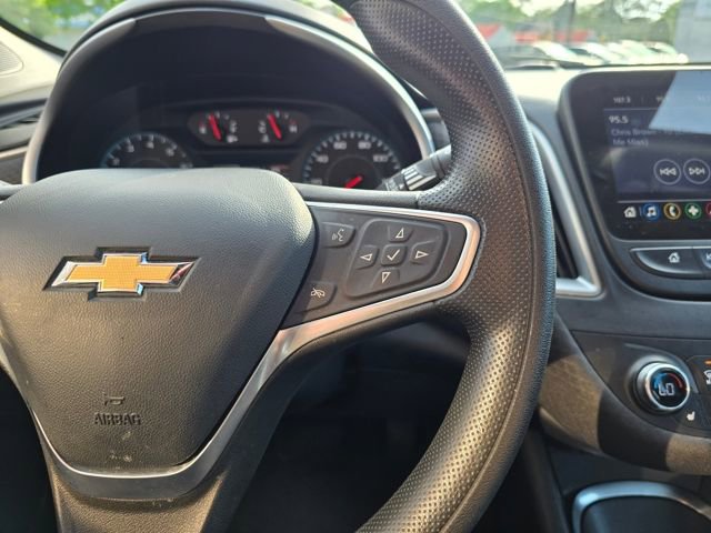 Used 2023 Chevrolet Malibu LT FWD image 16