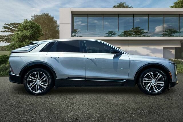 Certified 2024 Cadillac Lyriq Luxury w/ LPO, Floor Liner Package RWD image 3