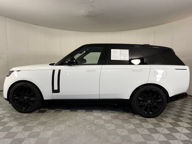 Used 2025 Land Rover Range Rover SE AWD/4WD image 7