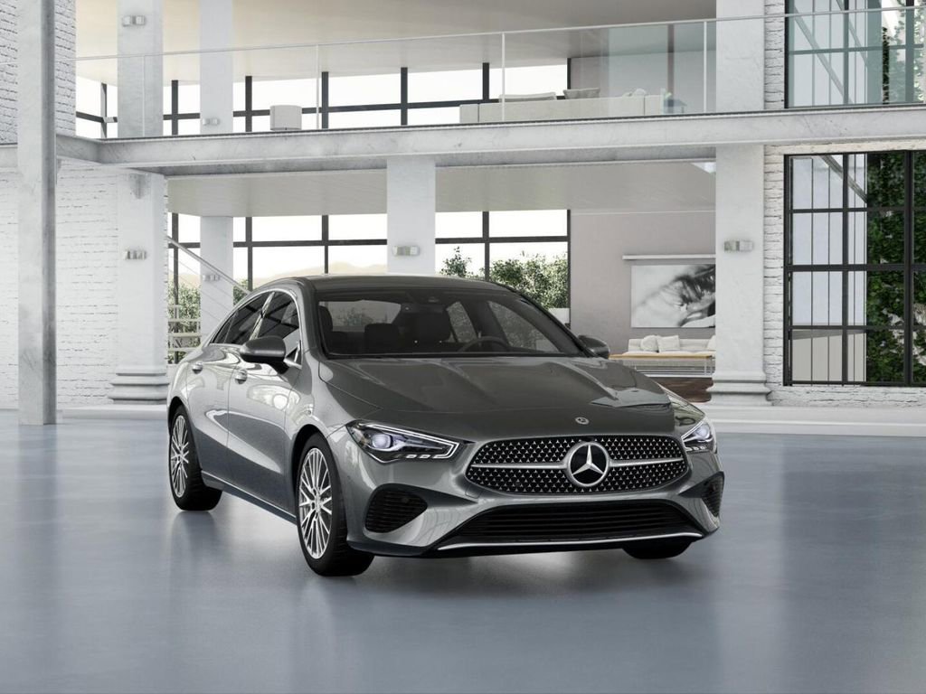 Used 2025 Mercedes-Benz CLA 250 4MATIC image 9