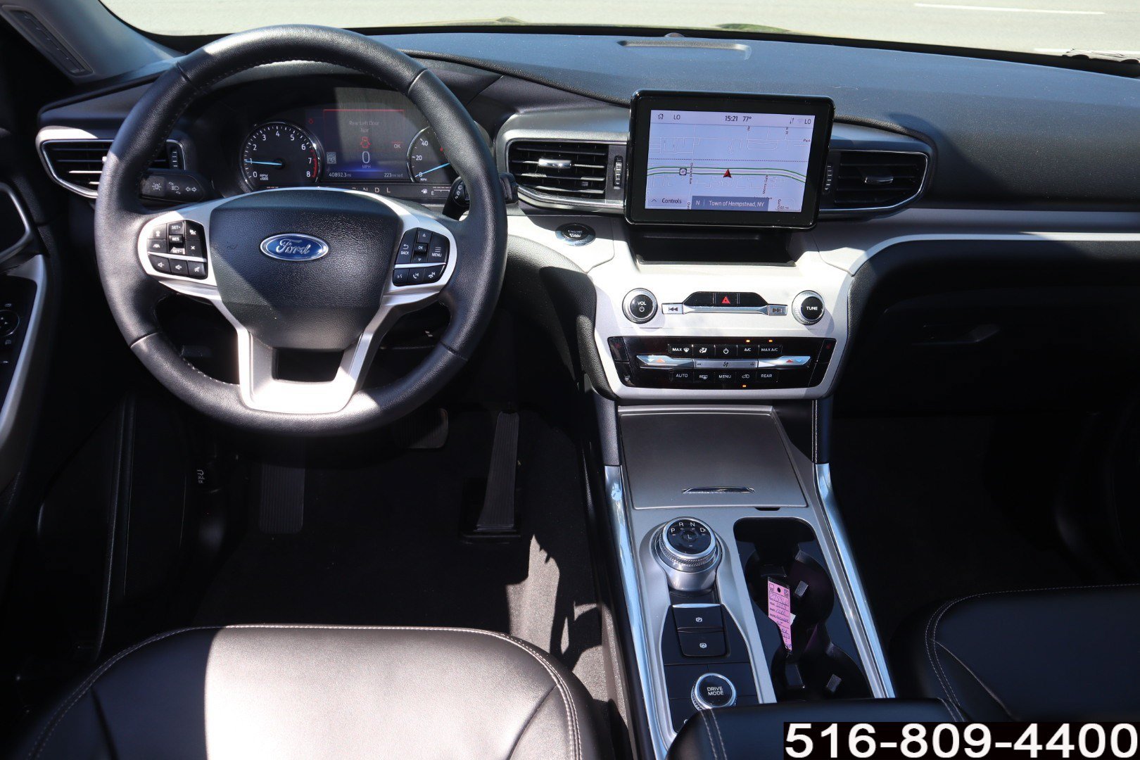 Used 2023 Ford Explorer XLT w/ Equipment Group 202A AWD/4WD image 13