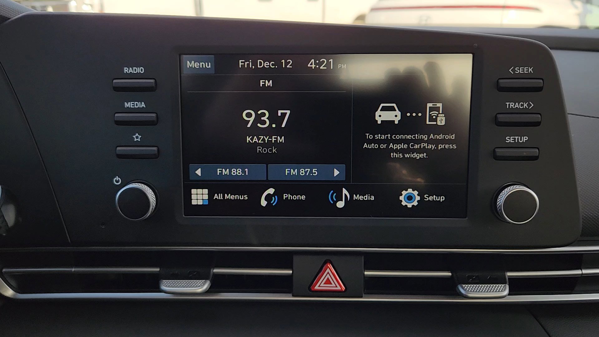 New 2026 Hyundai Elantra SE image 13