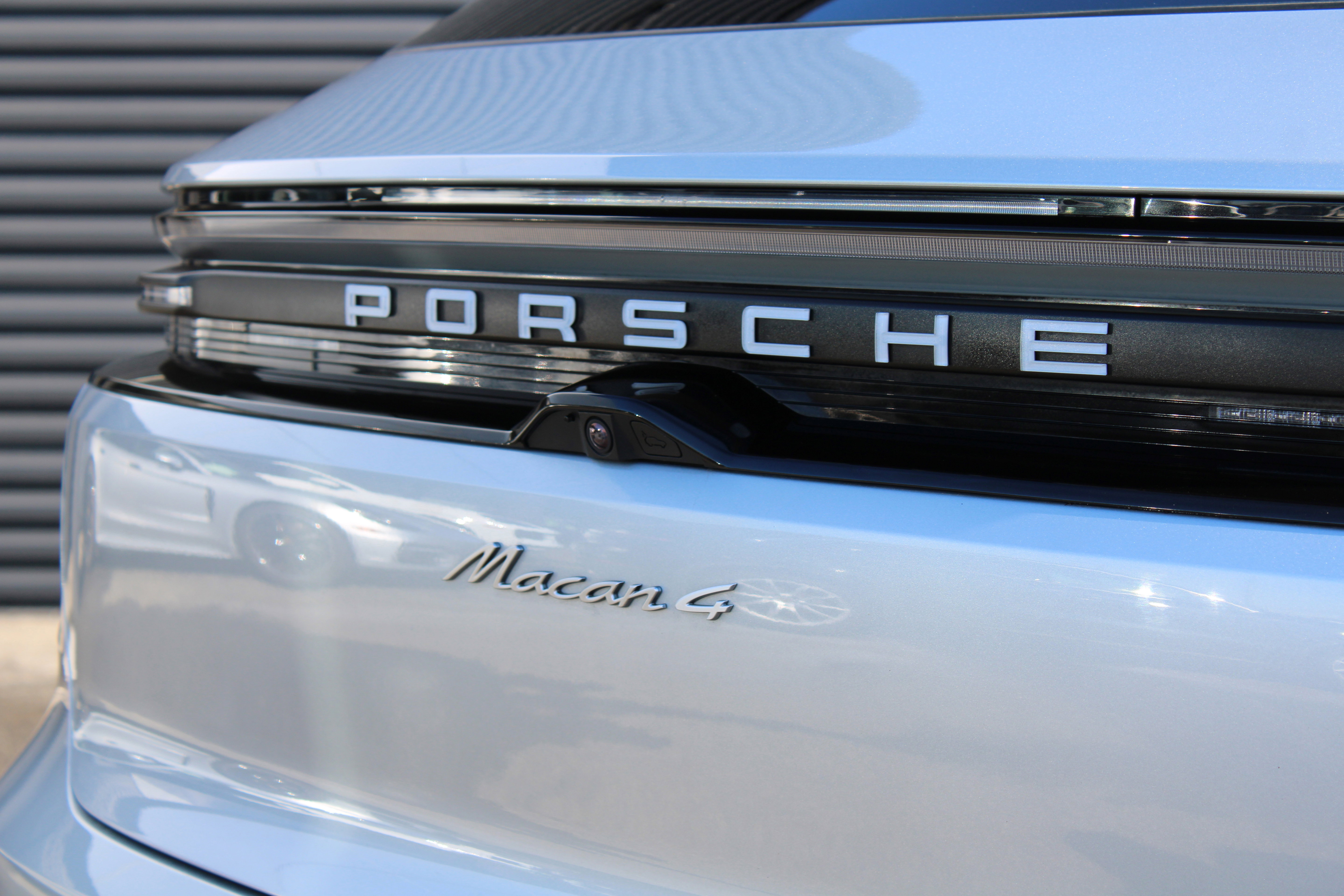 Certified 2024 Porsche Macan 4 Electric image 14