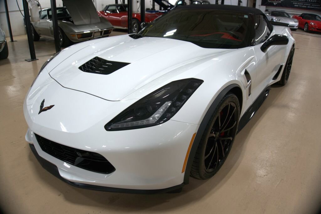 Used 2019 Chevrolet Corvette Grand Sport image 1
