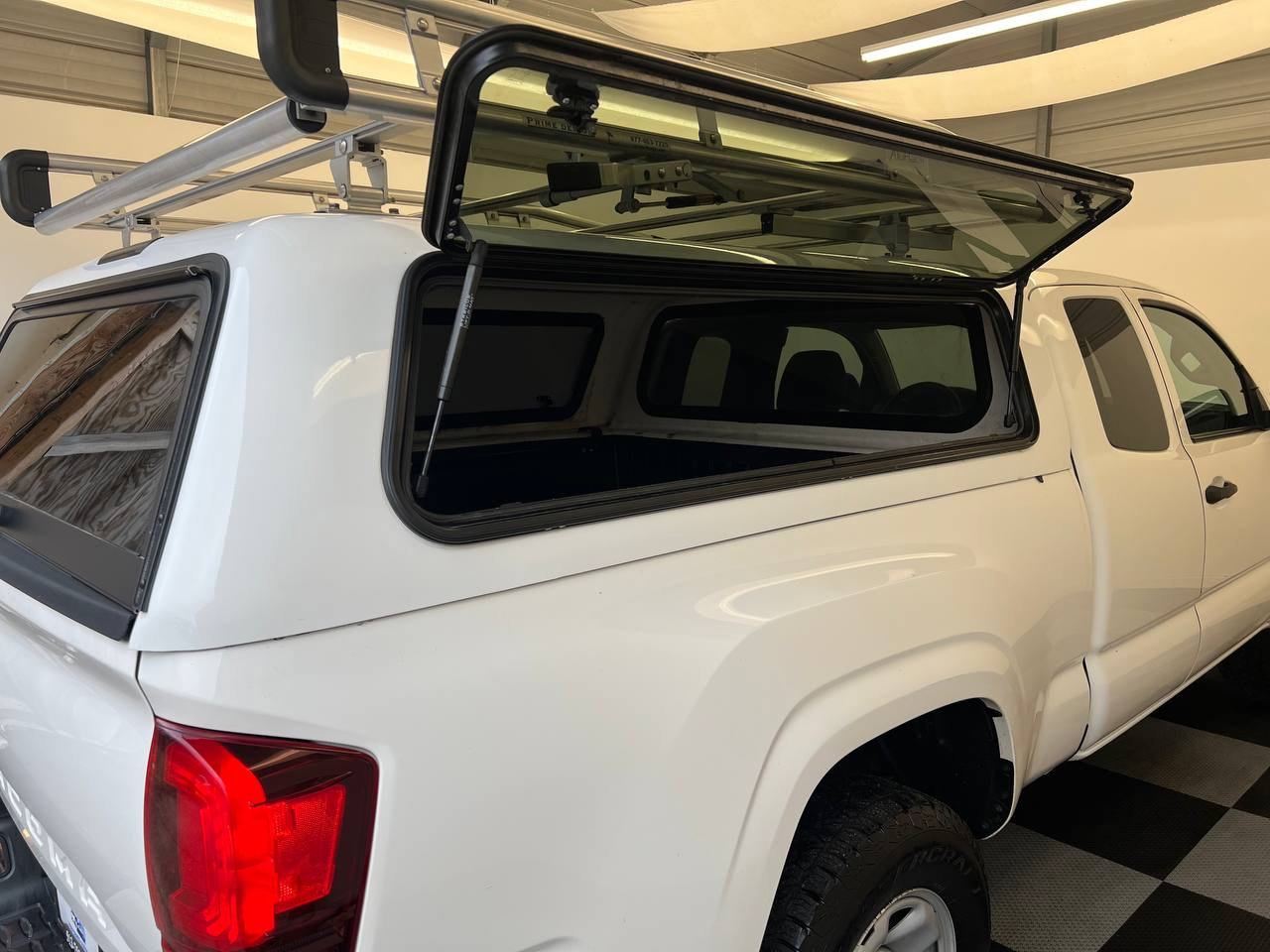 Used 2021 Toyota Tacoma SR image 27