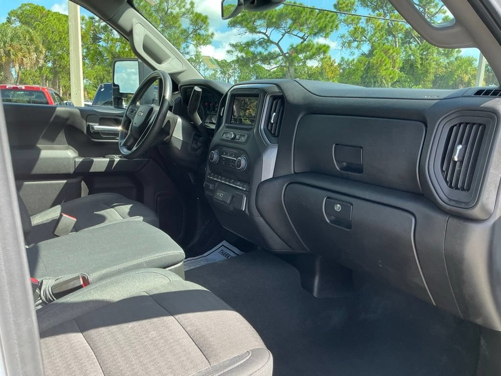 Used 2025 Chevrolet Silverado 2500 Custom w/ Custom Value Package AWD/4WD image 21