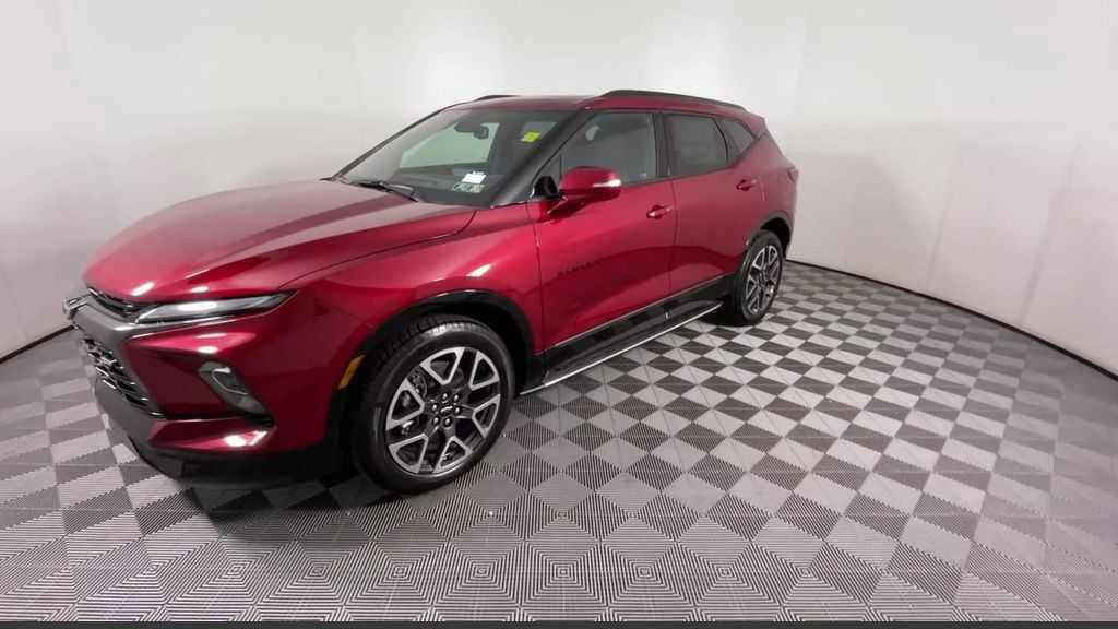 New 2024 Chevrolet Blazer RS w/ Enhanced Convenience Package image 9