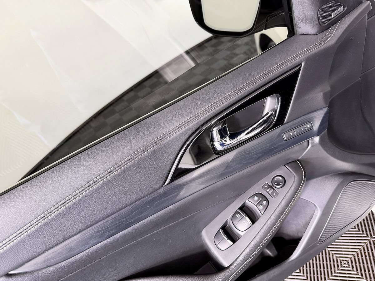 Used 2020 Nissan Maxima Platinum FWD image 31