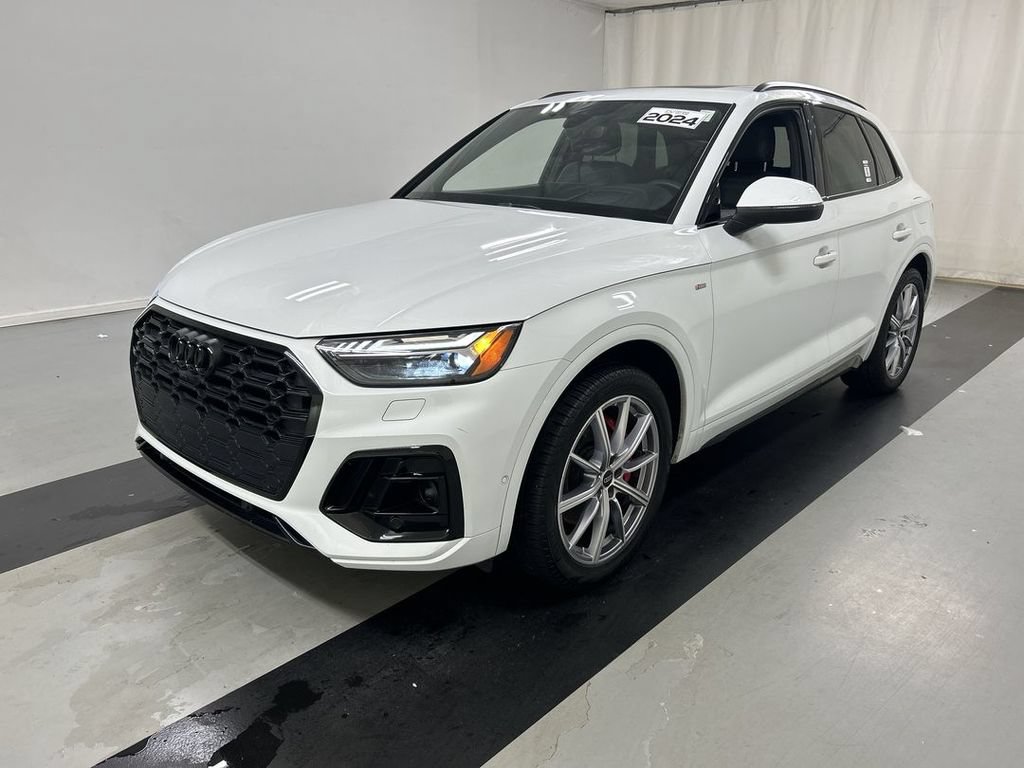 Used 2024 Audi Q5 e Prestige AWD/4WD image 5