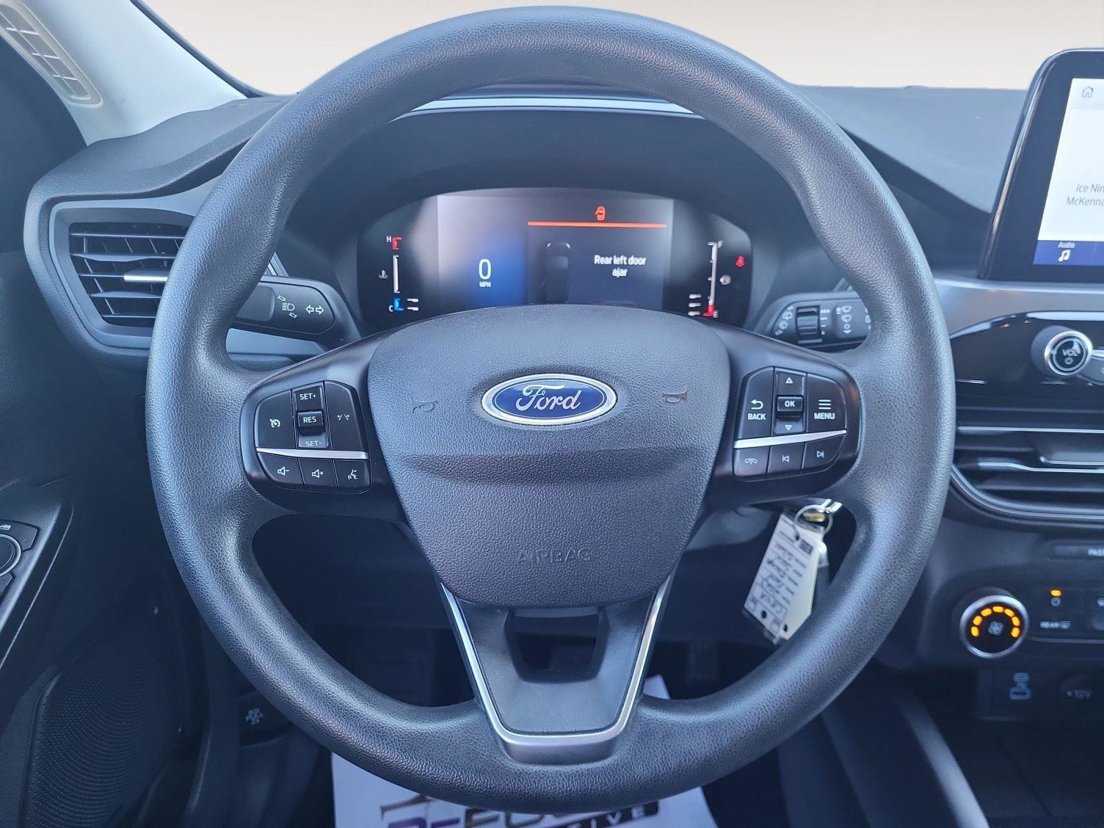Used 2023 Ford Escape Base image 16