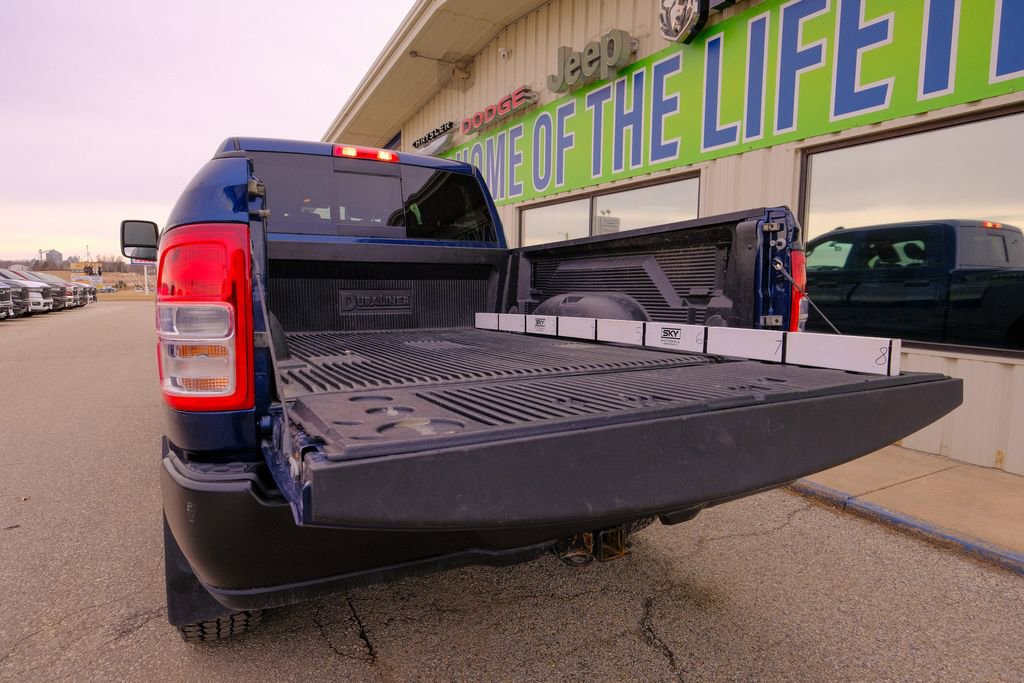 Used 2024 RAM 3500 Tradesman image 21