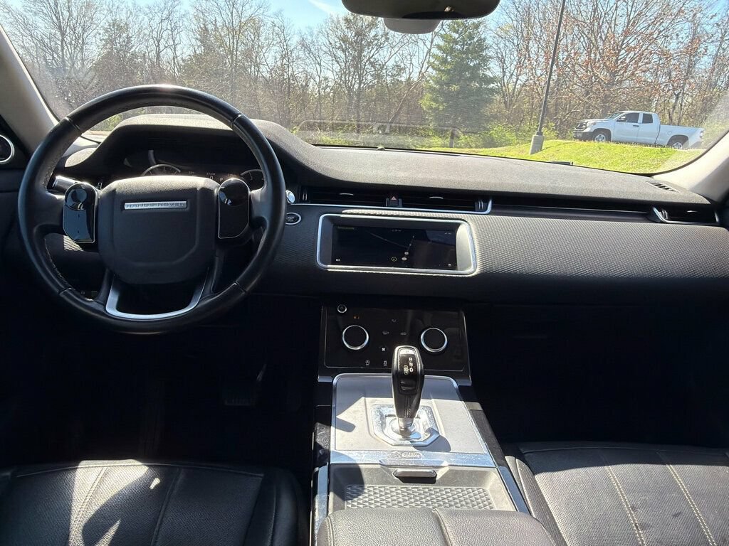 Used 2020 Land Rover Range Rover Evoque S AWD/4WD image 11