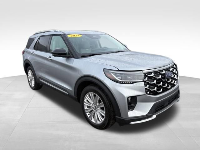 Used 2025 Ford Explorer Platinum w/ LUX Leather Package image 8