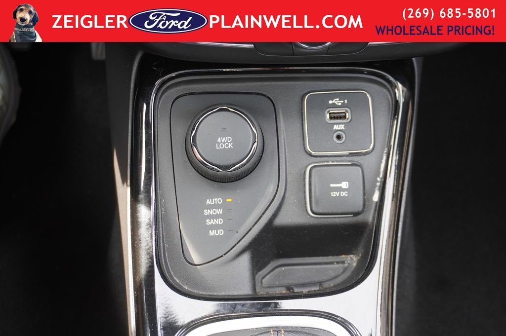 Used 2021 Jeep Compass Limited w/ Sun and Sound Group image 22