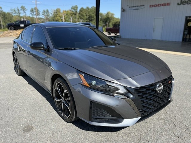 Used 2024 Nissan Altima 2.5 SR w/ SR Premium Package image 7