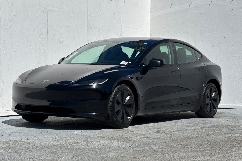 Used 2025 Tesla Model 3 Long Range RWD image 7