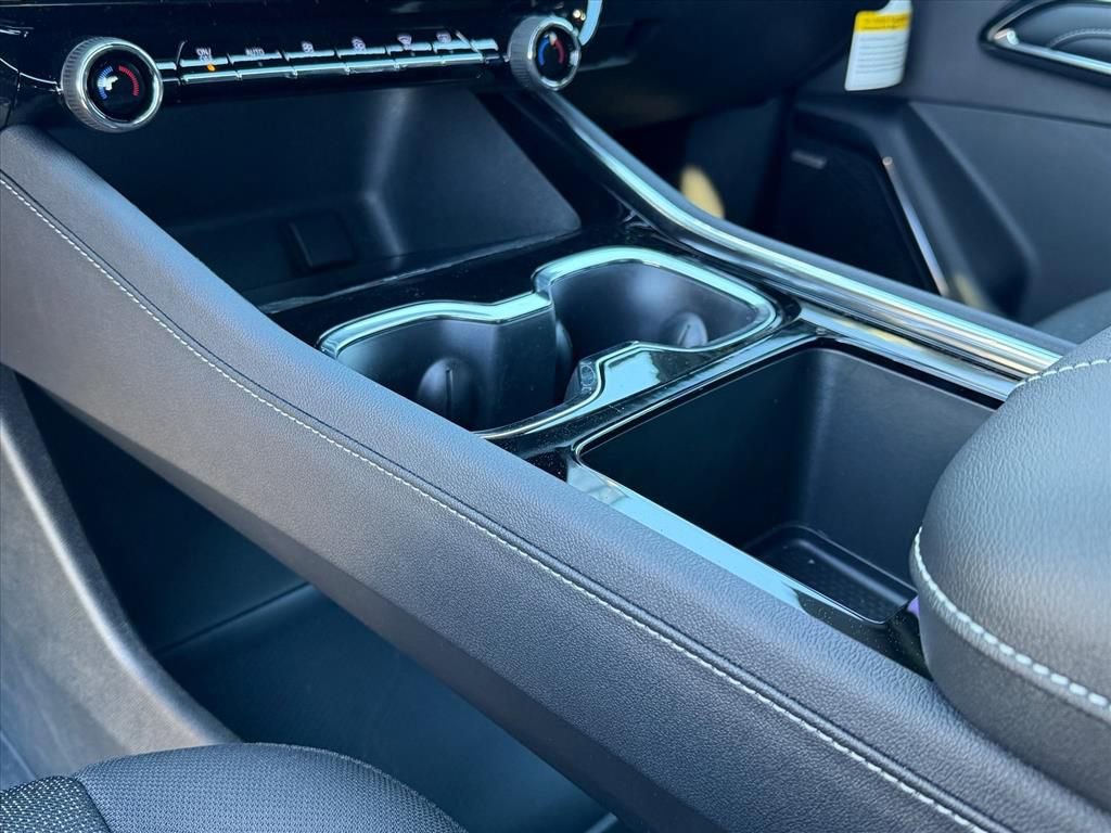 New 2026 Chevrolet Traverse LT w/ Enhanced Driving Package image 14