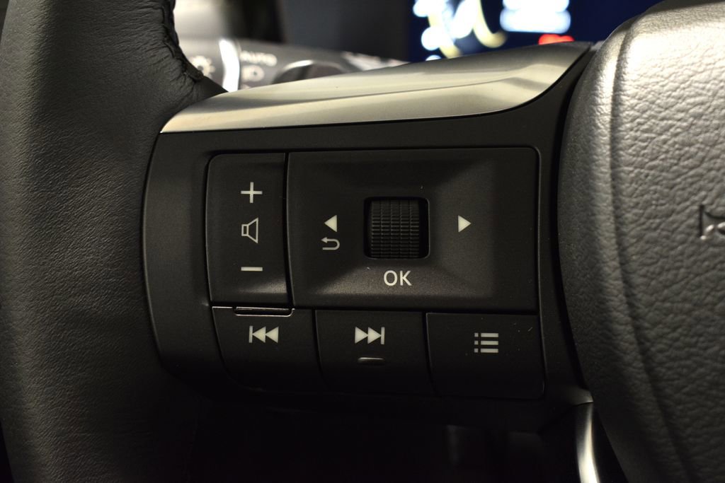 New 2026 INFINITI QX60 Luxe w/ Family Package image 22