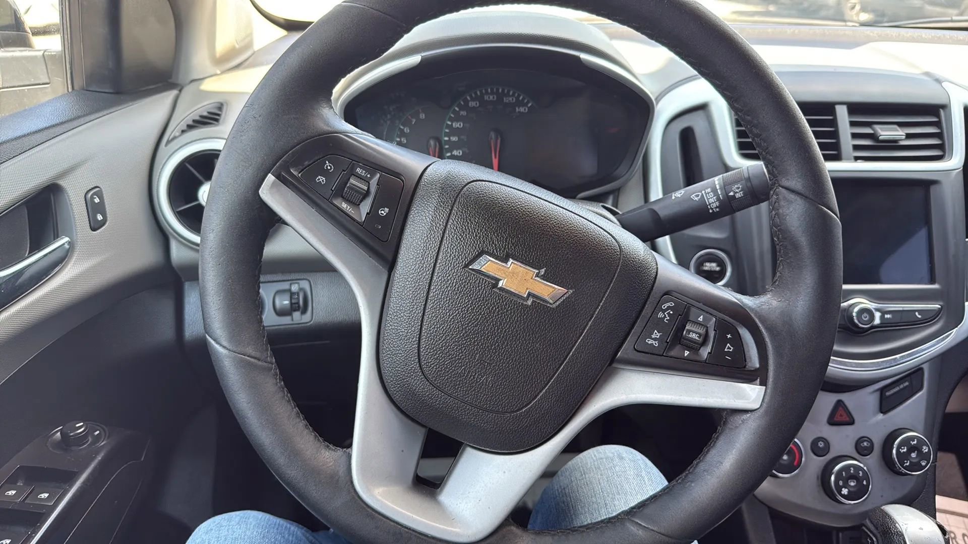 Used 2019 Chevrolet Sonic LT w/ Convenience Package FWD image 13