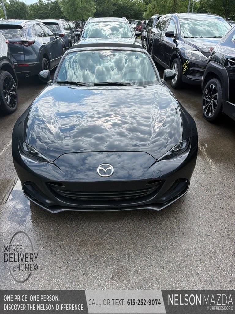 Used 2024 MAZDA MX-5 Miata Club RWD image 30