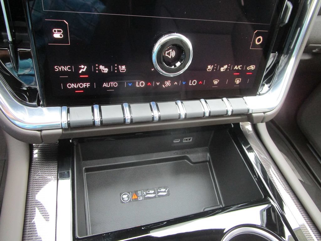 New 2026 GMC Yukon XL Elevation w/ Elevation Premium Package RWD image 36