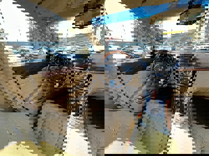 Used 2010 Cadillac CTS Premium image 15