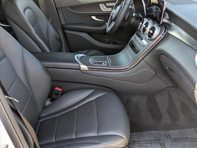 Used 2021 Mercedes-Benz GLC 300 4MATIC image 22