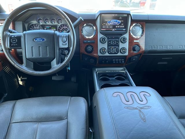Used 2016 Ford F350 King Ranch w/ FX4 Off-Road Package AWD/4WD video 3