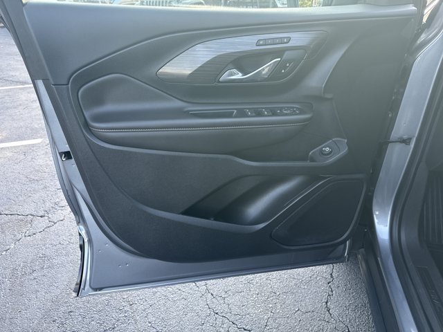 Used 2020 GMC Terrain SLT w/ Preferred Package FWD image 11