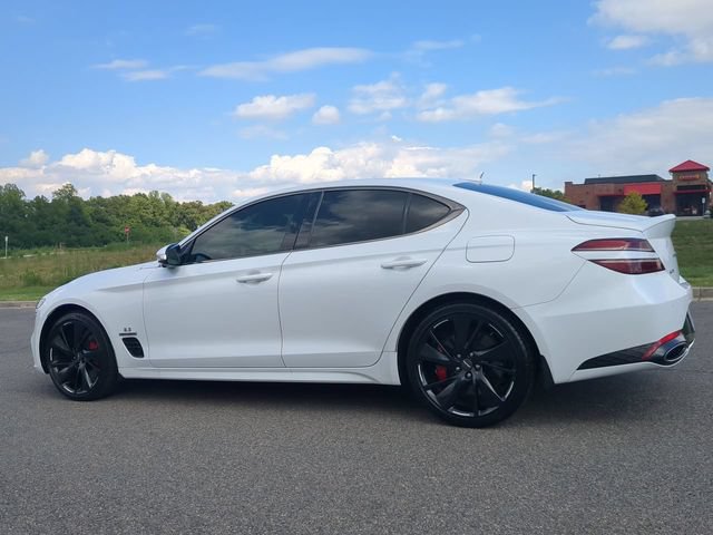 Used 2023 Genesis G70 2.0T w/ Sport Prestige Package RWD image 6