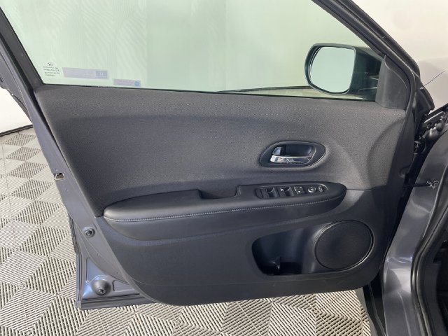 Certified 2019 Honda HR-V LX image 16