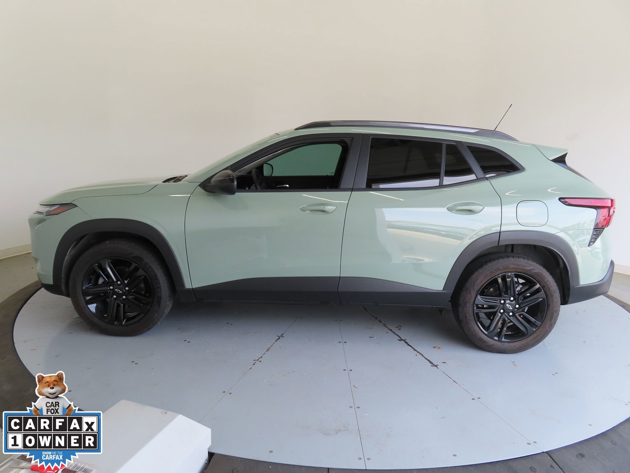 Used 2025 Chevrolet Trax ACTIV w/ Sunroof Package image 7