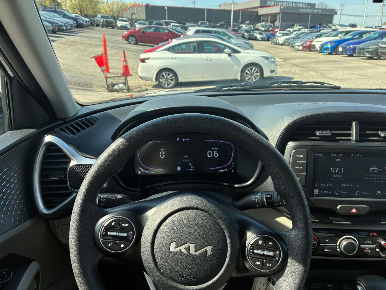 Used 2025 Kia Soul LX w/ LX Technology Package image 29