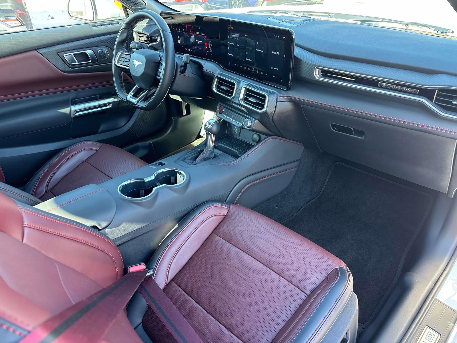 Used 2024 Ford Mustang GT Premium image 13