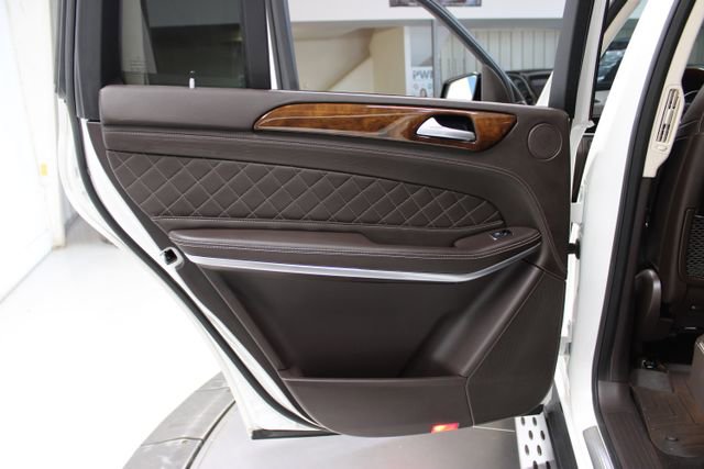 Used 2019 Mercedes-Benz GLS 550 4MATIC image 41